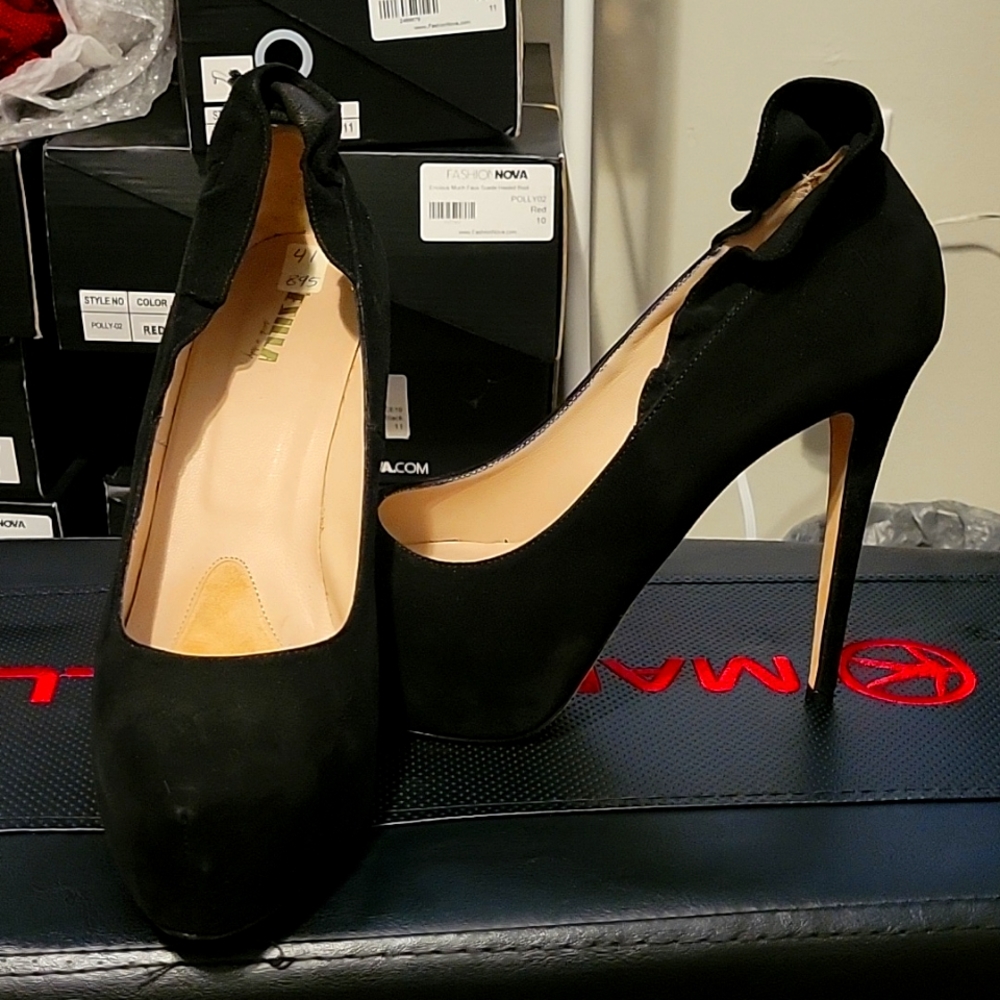 LeSilla 6in Italian LS-Ruffle heels